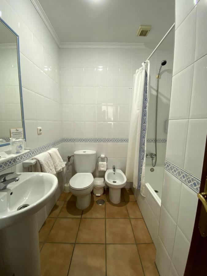 Hostal Mellizo Lebrija Extérieur photo