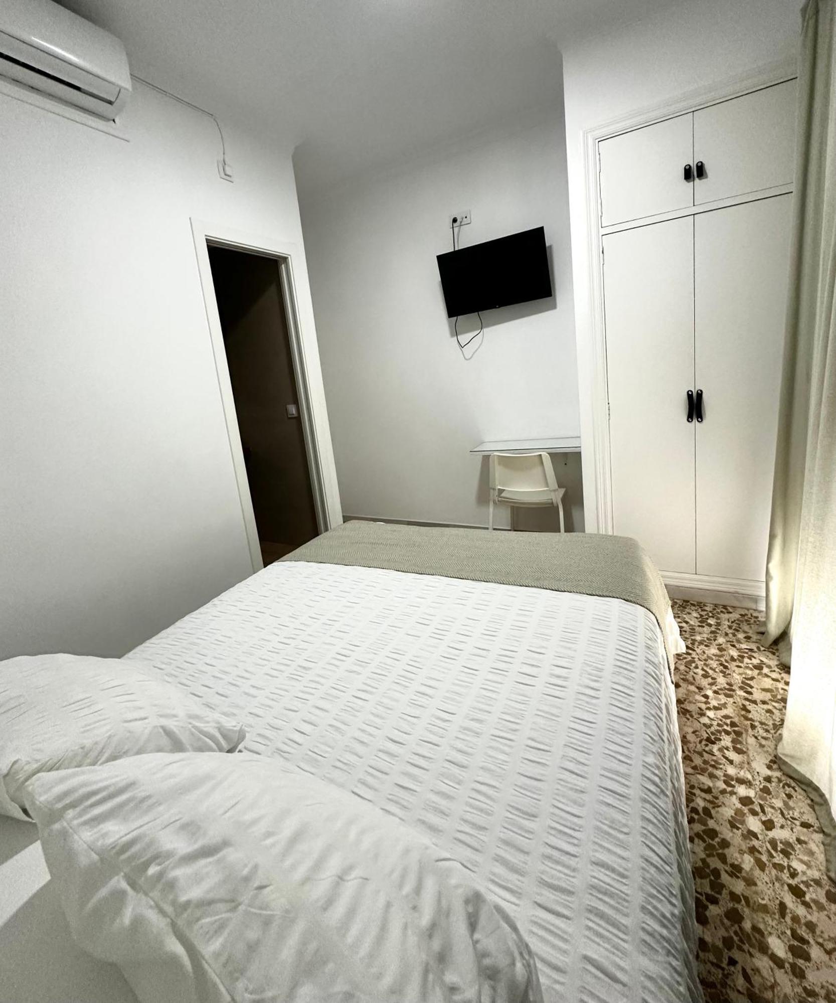 Hostal Mellizo Lebrija Extérieur photo