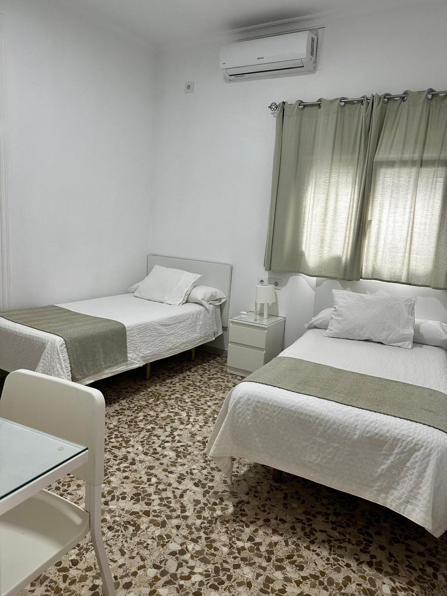 Hostal Mellizo Lebrija Extérieur photo